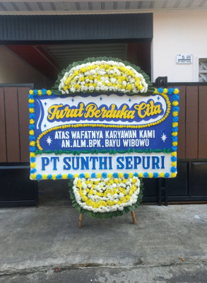 Papan Bunga Duka di Monterado